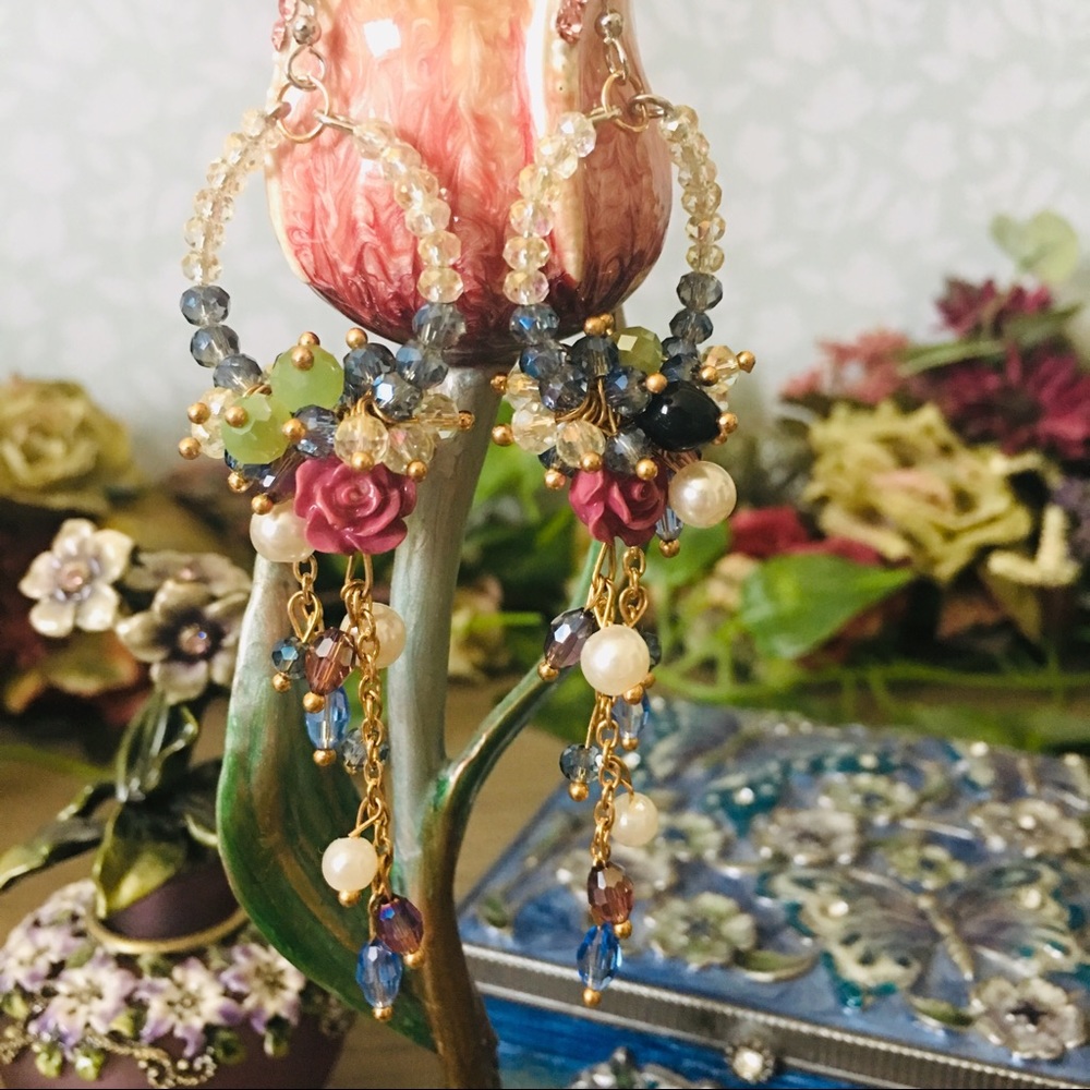 HP🎉 Vintage Crystal Floral Boho Drop Earrings - Picture 3 of 8